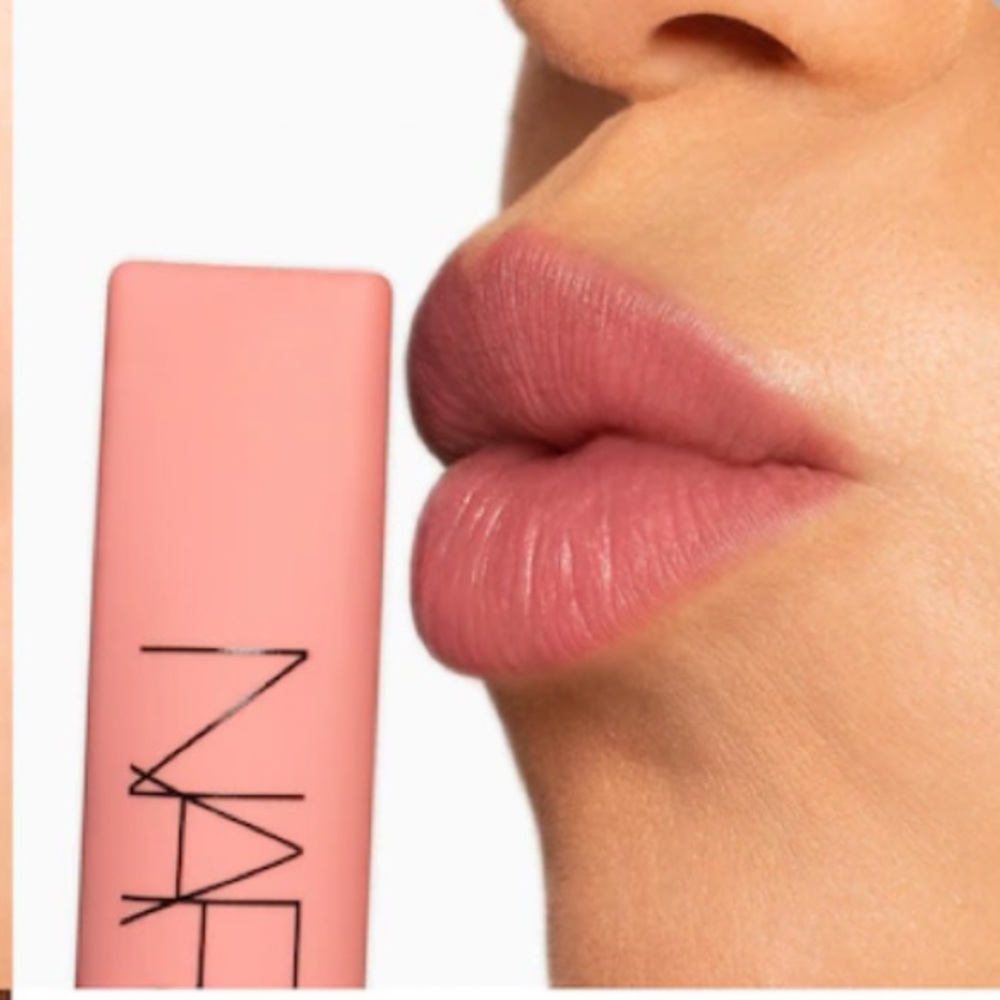 NARS Air Matte Lipstick In Shag (Rose Nude)